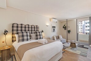 In-room safe, iron/ironing board, Internet, bed sheets - Dolce Vita | Designer Sea Point Apartment (Cape Town)