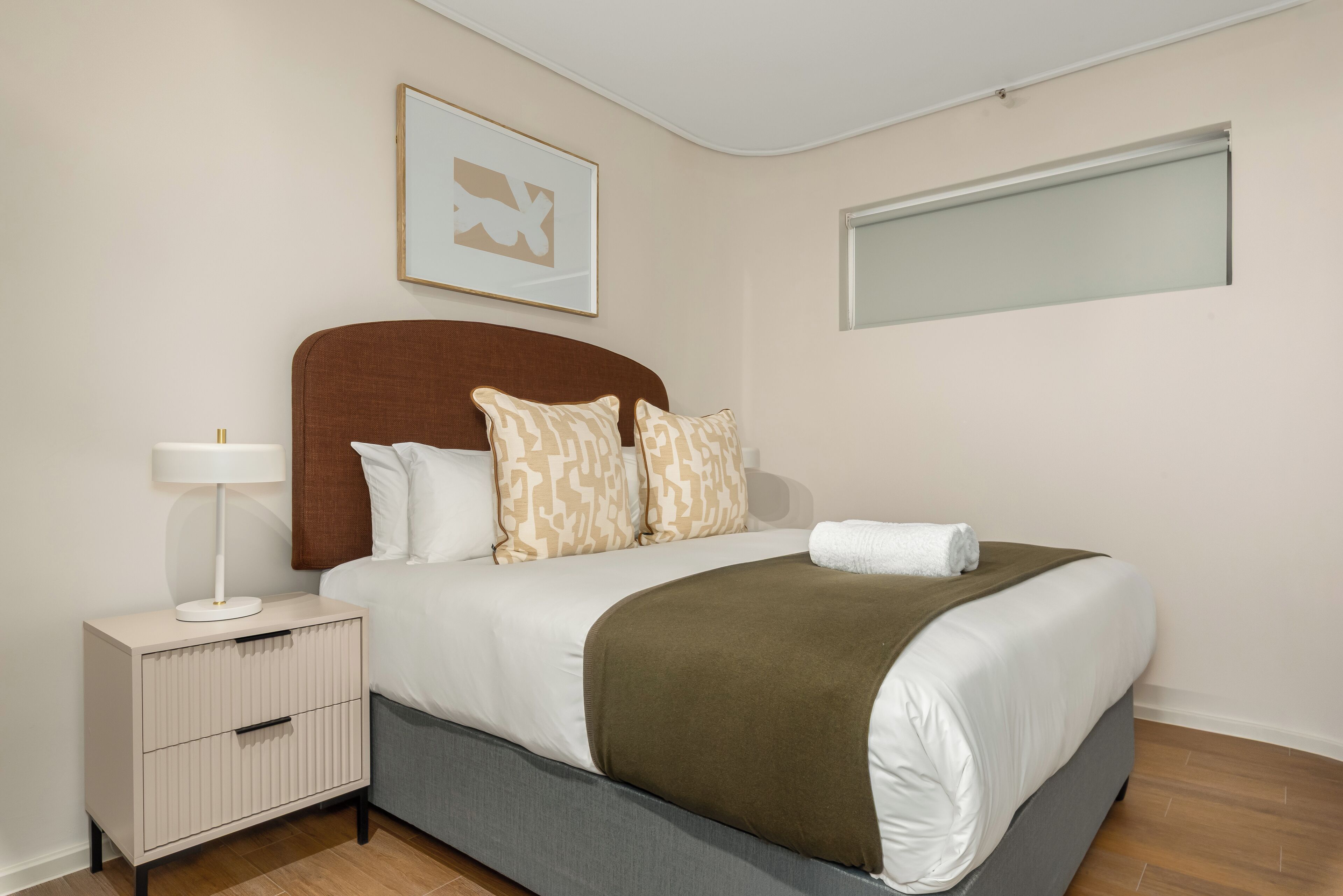 Dolce Vita | Sleek Apartment - Camps Bay