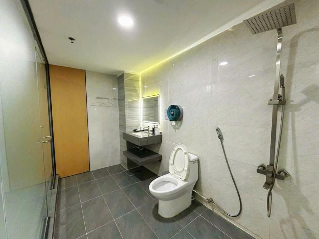 Habitación ejecutiva | Baño | Ducha y cabezal de ducha tipo lluvia