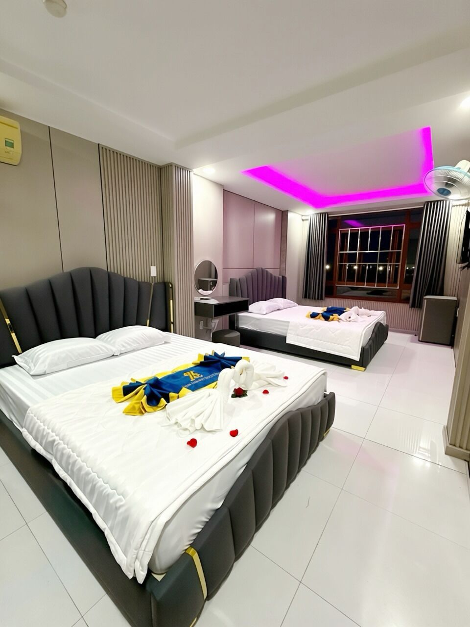 Familienzimmer | Hochwertige Bettwaren, Minibar (mit einigen kostenlosen Artikeln)