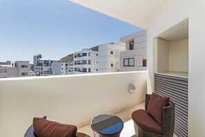 Property grounds - Dolce Vita | Prime Sea Point Location (Cape Town)
