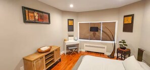 Room - Modern 2BR Living: Mins to NYC and Metlife Stadium (North Bergen)