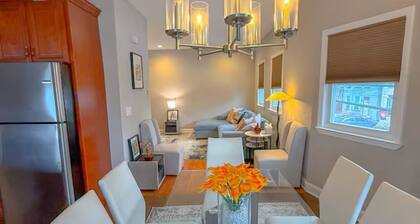 Modern 2BR Living: Mins to NYC and Metlife Stadium