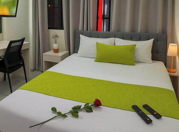 Free WiFi - HOSTAL SABAOTH (Quito)