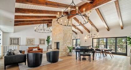 Estate @ Oak & Vine Vineyard Estate | Sleeps 33