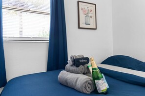 4 Schlafzimmer, Schreibtisch, Bügeleisen/Bügelbrett, kostenloses WLAN