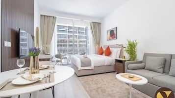 Luxury Studio, Balcony, City View