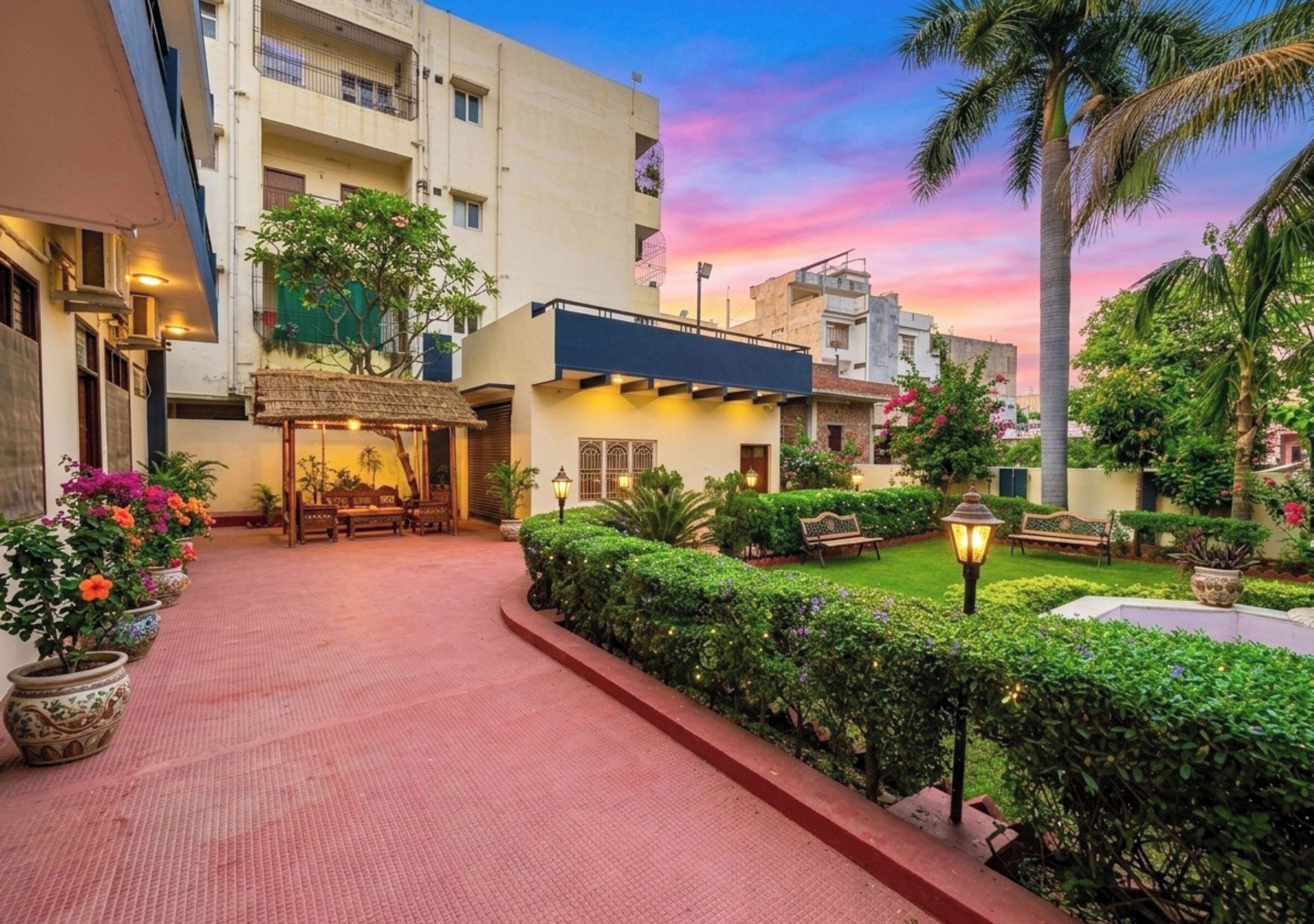 บริเวณภายนอก