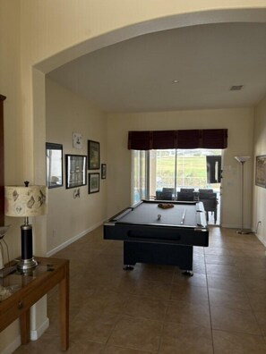 Games room - Golf Community Luxury: Spacious Home with every amenity (Davenport)