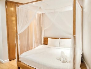 Deluxe-kattohuoneisto, 3 makuuhuonetta, kylpyhuone makuuhuoneen yhteydessä, kaupunkinäköala | Egyptinpuuvillaiset lakanat, ylelliset vuodevaatteet, untuvapeitot