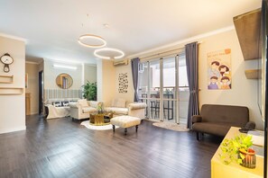 Apartamento superior, 4 quartos, suíte, vista para a cidade | Roupas de cama de algodão egípcio, roupas de cama premium