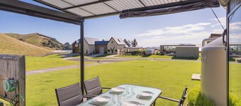 Sunhaven Pocket - Opito Bay Holiday Home