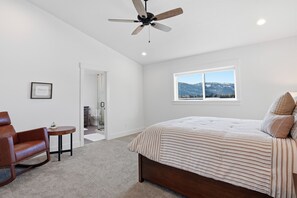 5 chambres, lit parapluie, Wi-Fi gratuit, draps fournis