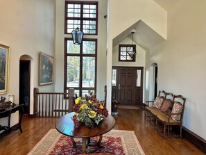 Interior - Fantastic 5-bedroom house on golf course in gated Cordillera, Edwards, CO (Edwards)