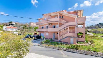 Apartment (Two bedroom Apartment A2) | Exterior