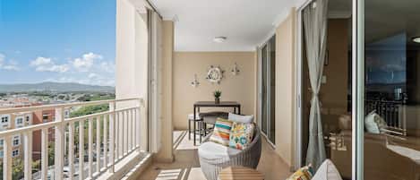 Deluxe Apartment, Balcony, Ocean View | Property grounds