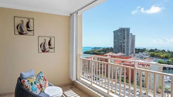 Deluxe Apartment, Balcony, Ocean View | Property grounds