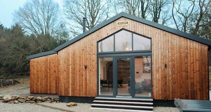 Perfect Booking | Hot Tub Cabin With Log Burner