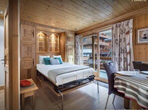 Internet, bed sheets - 10m from resort center, 1st floor, balcony, tv, ski locker, 30m², Méribel (Méribel - Les Allues)
