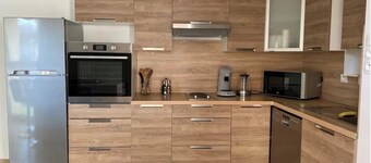 Superbe t2 meublé au calme parking privé à 10min de Genève !