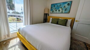 3 chambres, fer et planche à repasser, Wi-Fi gratuit, draps fournis