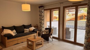 Unclassified image, 2 of 10, button - Ground floor, terrace, 48m², Pralognan-la-Vanoise (Pralognan-la-Vanoise)