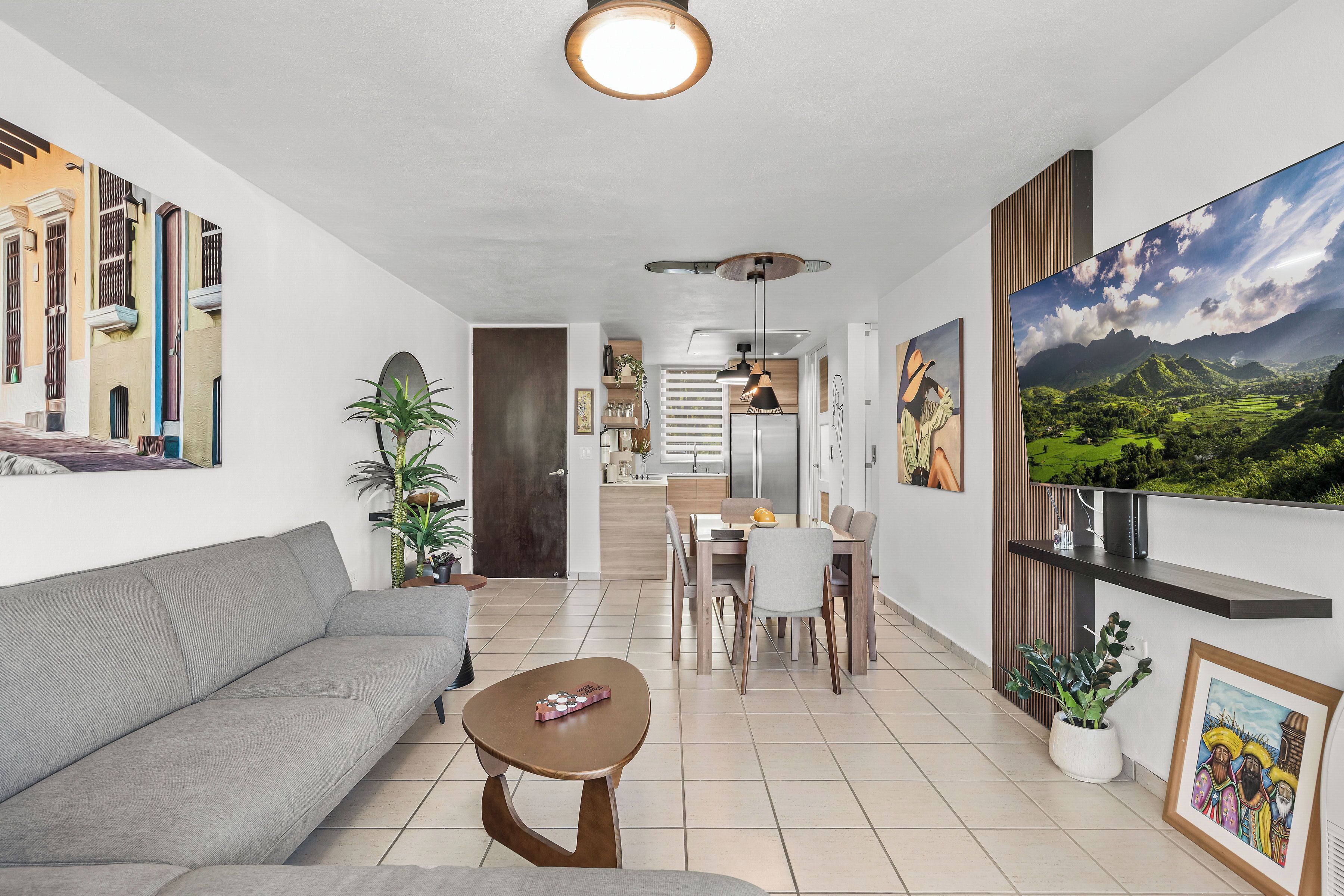 Luxury Apartment, Balcony, Pool View | Living area