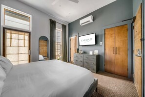 Room - The Emerald Stays King Room (Beaufort)