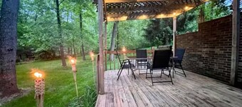 RockN'Roll Retreat Private Guest Suite @Pickleball quiet rural setting on 5 acre