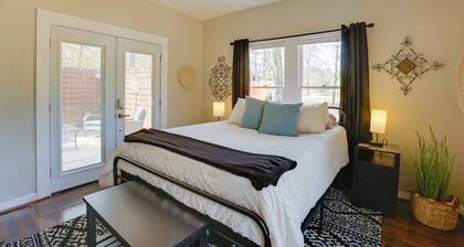 Walk to Fishing Pond! Wooded Montgomery Retreat