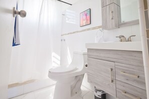 Hair dryer - Cozy Escape | Steps from Beach (San Juan)