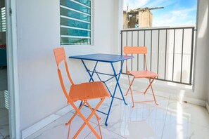 Property grounds - Cozy Escape | Steps from Beach (San Juan)