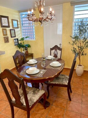 Dining - Charming Vintage Apartment Steps from the Beach (San Juan)