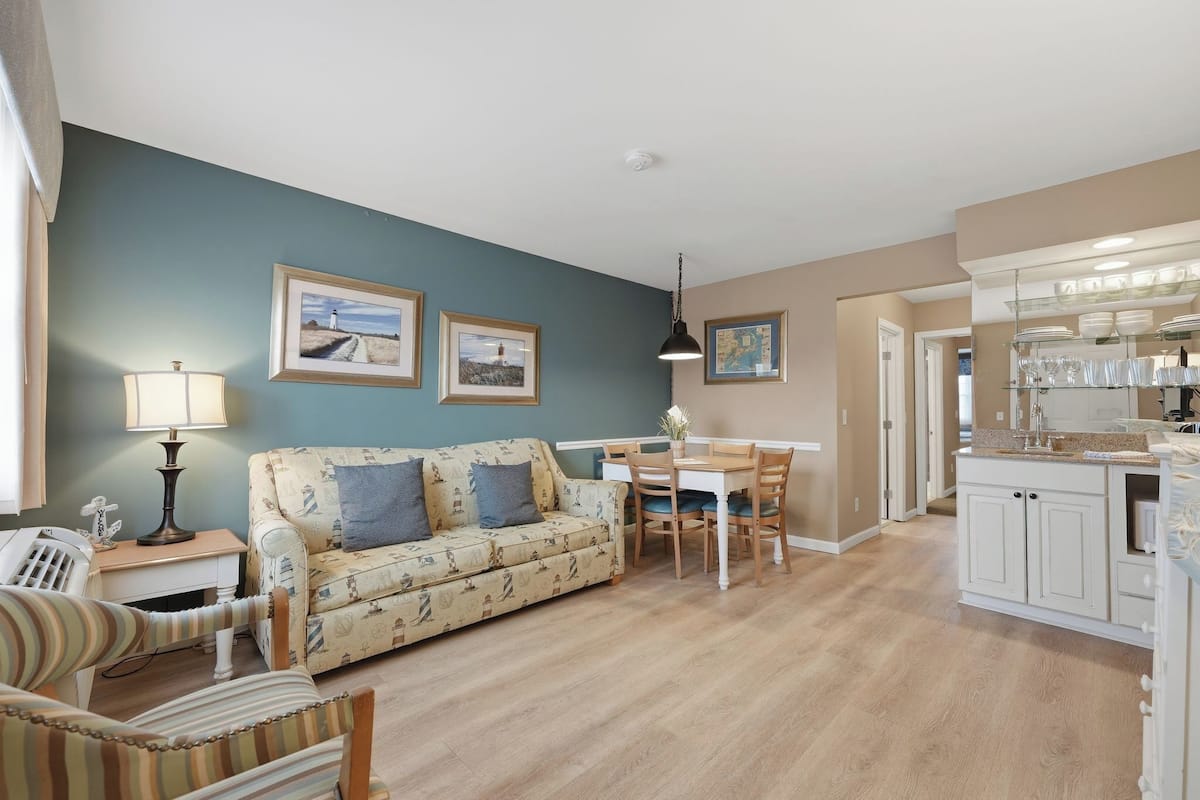 コンドミニアム 1 ベッドルーム | リビング エリア