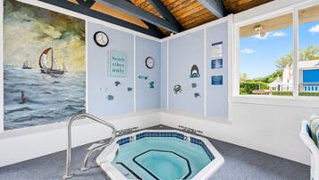 Indoor spa tub