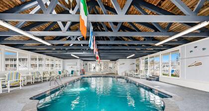 Pier 7 Condominiums