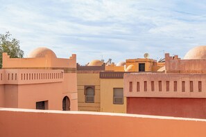 View from property - 4 Bedroom Villa in Bab Ighli Marrakech Heated Pool Atlas View (Marrakesh)