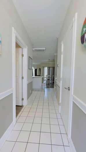 Interior - Bright 1BR Escape, Near Beach, Golf (Myrtle Beach)