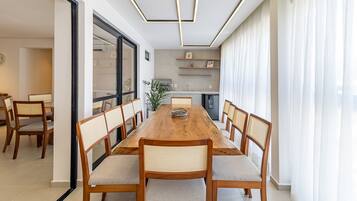 Apartment | Dining