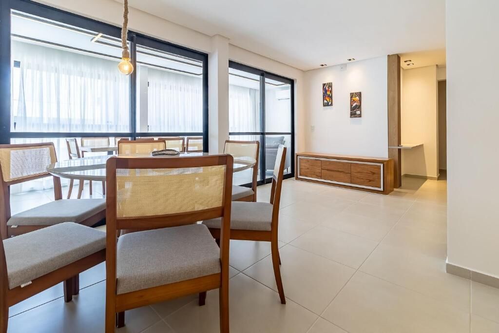 Superior Apartment, 4 Bedrooms, Air conditioning | Dining