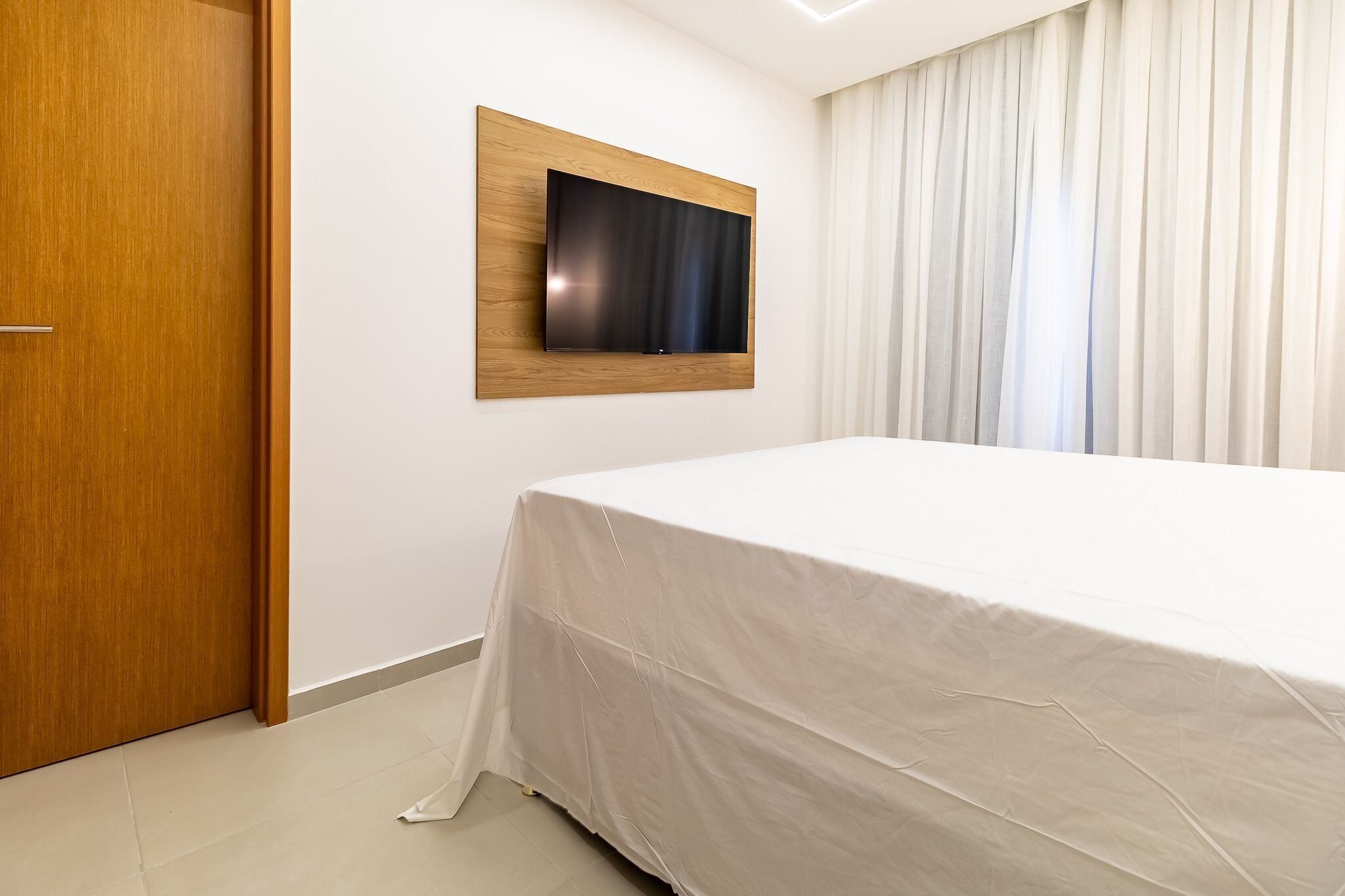 Apartment | Individually decorated, individually furnished, desk, laptop workspace