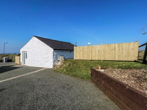 Exterior - The Studio (Caernarfon)