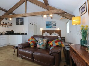 Living area - The Studio (Caernarfon)