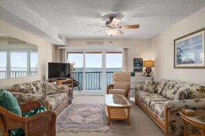 TV, DVD player - Ponte Vista #510 (Ocean City)