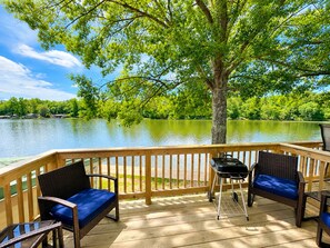 Property grounds - 2 Bedroom Condo ON Lake Hamilton! Sleeps 6! (Hot Springs)