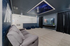 Comfort Villa, 6 Bedrooms | Living area - 6Bd Villa W Spa, Star Wars Cinema & Gameroom 2088 (Kissimmee)