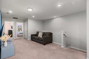 Comfort Townhome, 5 Bedrooms | Living room - Modern 5Br Downstairs Room, Pool & Lazy River 2402 (Kissimmee)