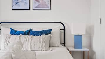 3 bedrooms, desk, iron/ironing board, travel crib