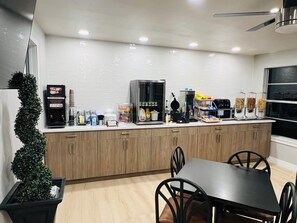 Petit déjeuner continental compris tous les jours
