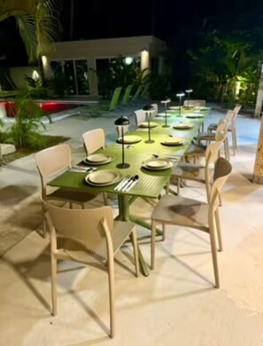 Outdoor dining - Villini: Private Tropical Oasis Near the Beach (Las Terrenas)